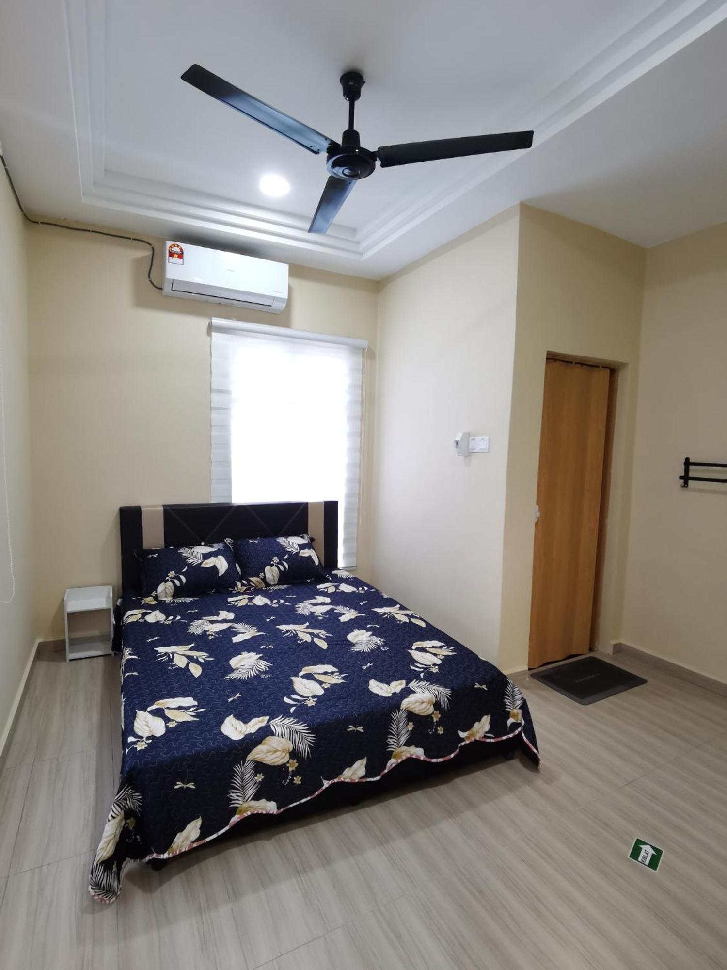 Roomstay Villa Tok Wan Kuantan Exterior photo